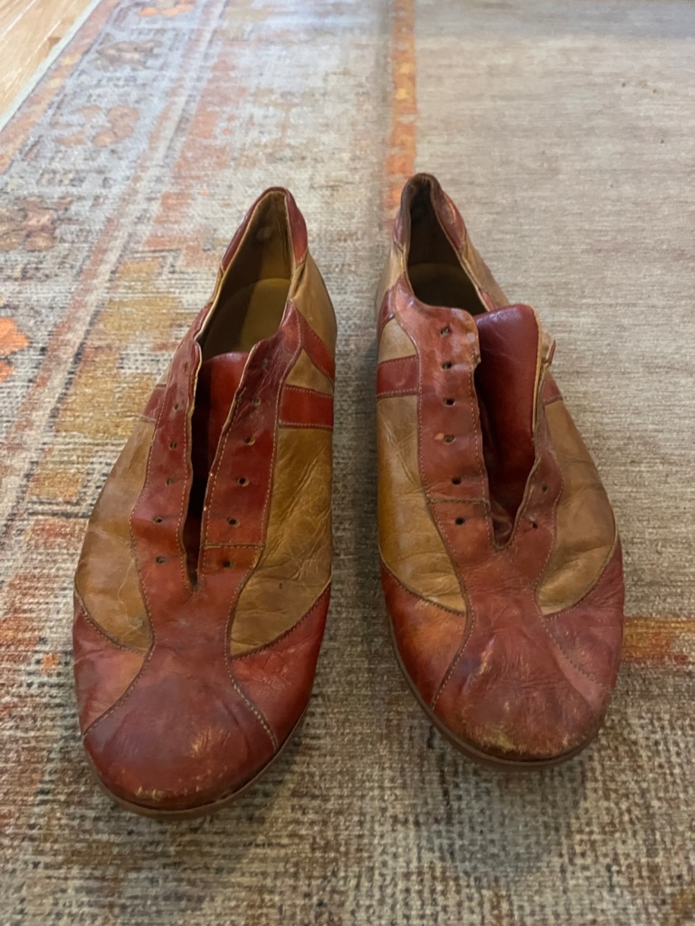 Vintage Leather Two-Tone Bowling-Style Shoes in Red and Tan
